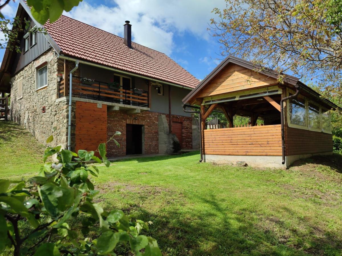 Skrad Holiday Home "Sleme" With Jacuzzi, Big Garden And Arbor With Fireplace מראה חיצוני תמונה