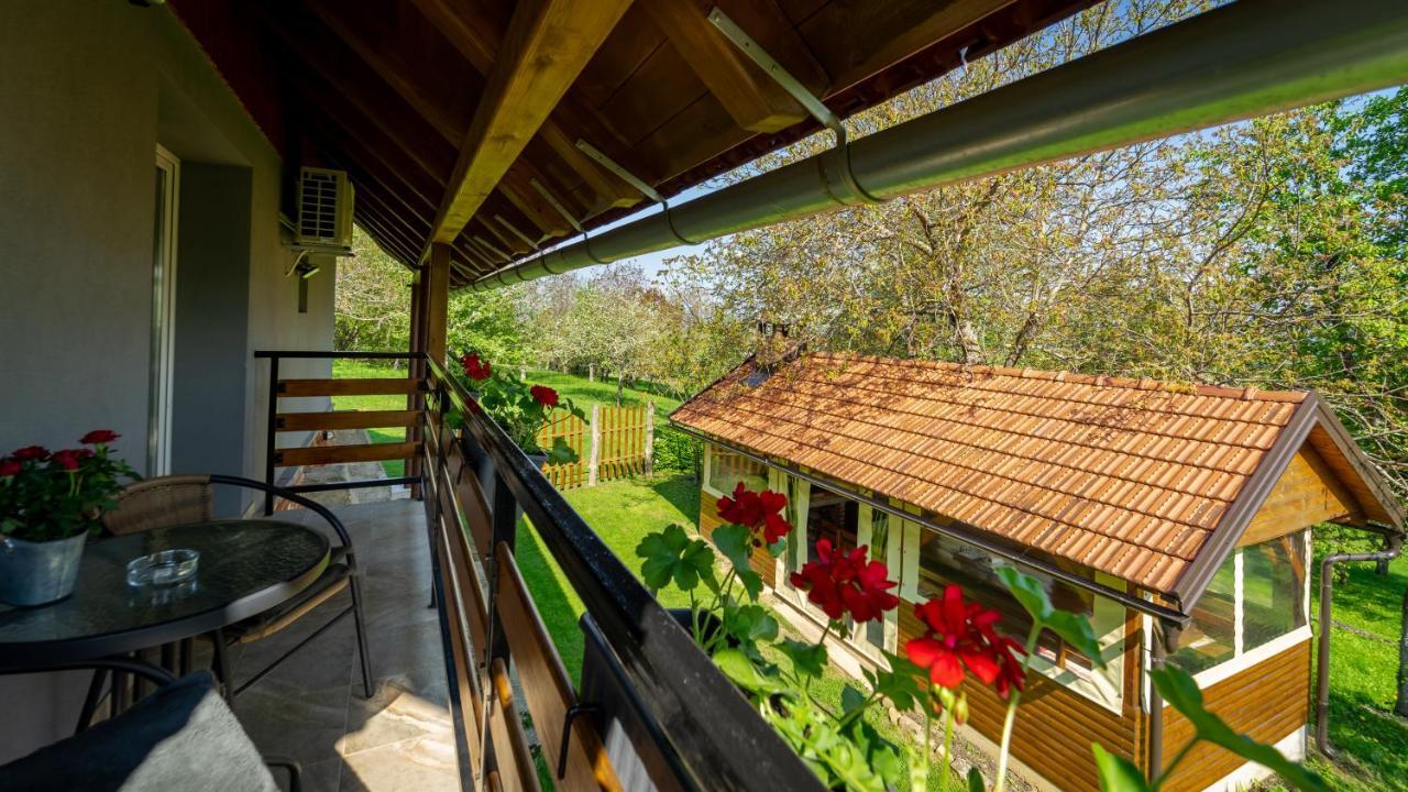 Skrad Holiday Home "Sleme" With Jacuzzi, Big Garden And Arbor With Fireplace מראה חיצוני תמונה