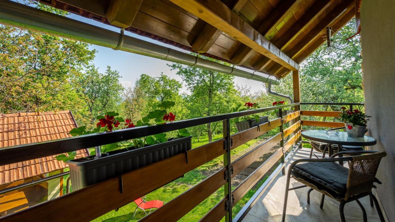 Skrad Holiday Home "Sleme" With Jacuzzi, Big Garden And Arbor With Fireplace מראה חיצוני תמונה